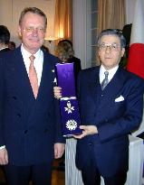 German industry official gets top Japanese honor